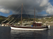 Panaria sailing in the aeolian islands waters